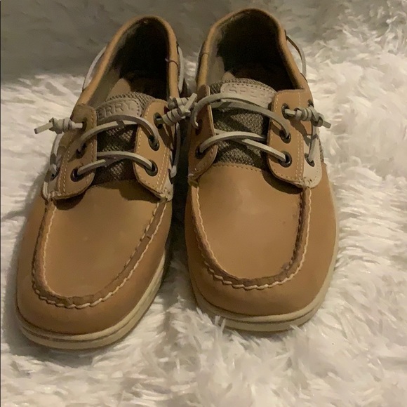 Sperry Shoes - Tan Sperry’s